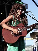 Valerie June - 8x10 Color Photograph - €12,63 EUR