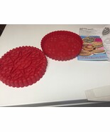 Big Top Cookie Silicone Bakeware Makes 25x Bigger Than Regular - $13.56 CAD