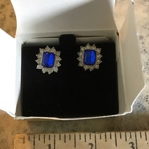 Avon Emerald Cut Button Pierced Earrings Surgical Steel Posts Faux Sapph... - $631.19 MXN