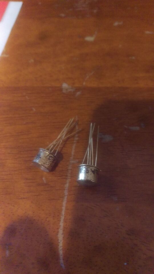 RARE Transistor Gold Long Lead  LOT of 2  Glass Top #- MDA531 1023 MDA - $45.59