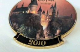 Harry Potter Universal Studios Orlando Pin Wizarding World 2010 Team Member image 2