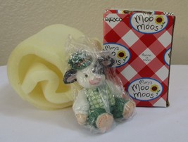 Mary's Moo Moos Erin Go Moo by Enesco Open Box Only - $25.24