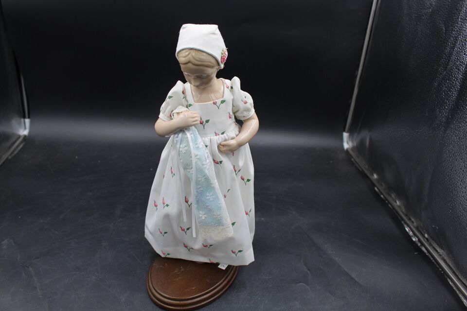 Bing and Grondahl B&G Mary The Doll & Baby Porcelain 1983 First Edition - $198.00