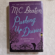 Pushing up Daisies by M.C. Beaton (2016, Agatha Raisin #27, Hardcover) - £1.99 GBP