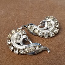 Vintage Silver Tone Rhinestone Clips - $182.44 MXN
