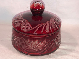 Ruby Cut To Clear Lidded Candy Dish Mint - £23.97 GBP