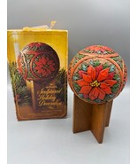 Vtg 1977 Hallmark Sculptured Holiday Decoration Ball with Stand Pointsettia - $341.00 MXN
