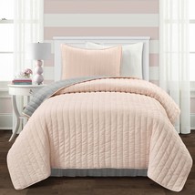 Twin/Twin XL Soft Reversible Lightweight Quilt Set in Rose Blush Pink and Grey - $3,427.95 MXN