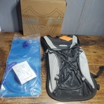 Hydration Pack Kuyou Black Water Backpack Water Bladder Tubing NEW hikin... - $220.33 MXN