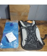 Hydration Pack Kuyou Black Water Backpack Water Bladder Tubing NEW hikin... - $220.33 MXN