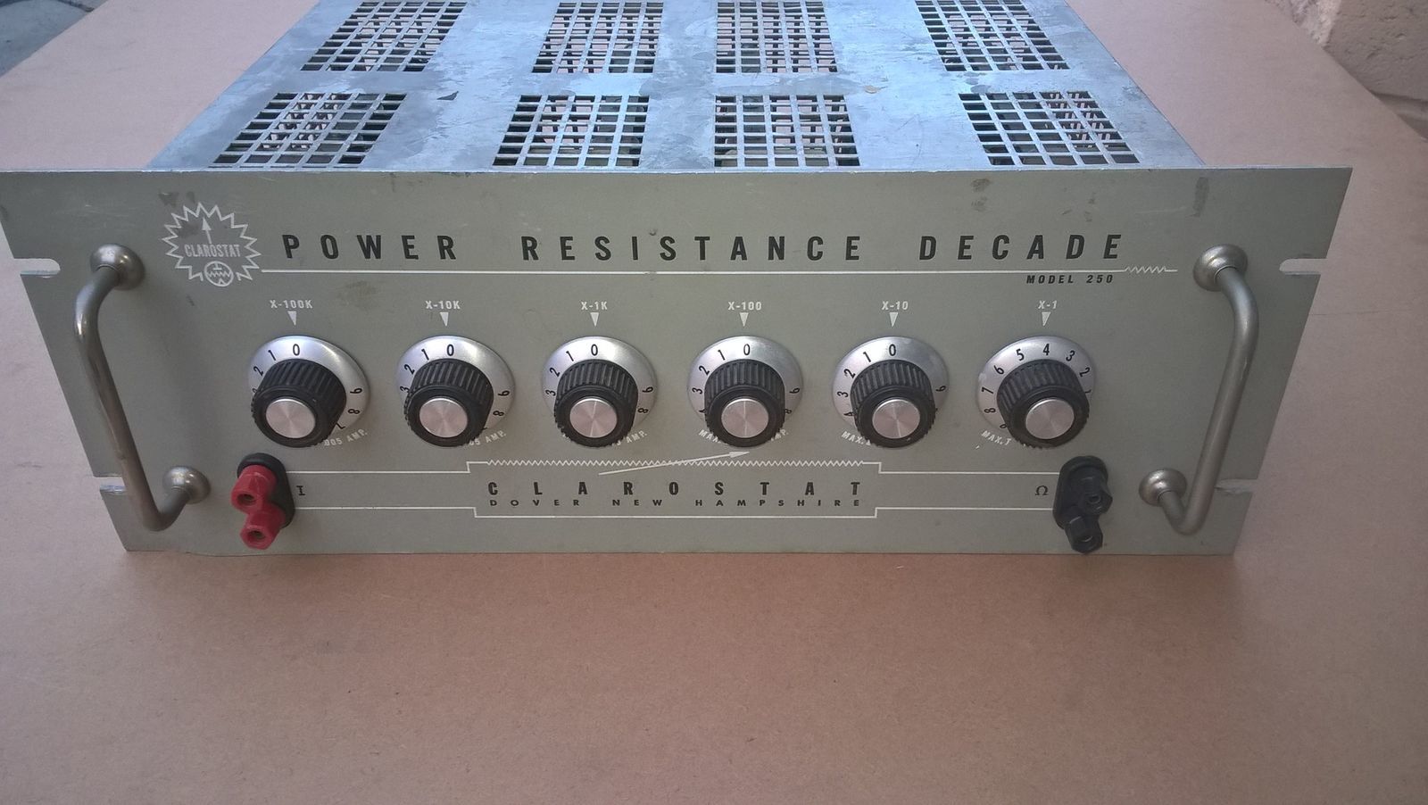 Clarostat 250 Power Resistor Decade Box 1 Ohm - 999,999 K ohms of resistance - $193.05