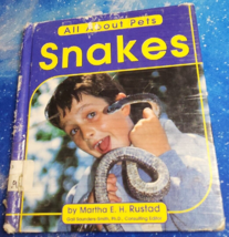 Snakes by Rustad, Martha E. - £3.79 GBP