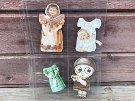 Victorian CLARKS ONT Spool Cotton Diecut Dolls &amp; Pearsall Butter Trade Card  - £15.78 GBP