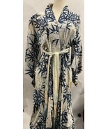 Traditional Floral kimono, White, Blue, Yellow and Pink, Flowers - £50.49 GBP