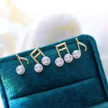 Music line me up Freshwater Pearls Earrings H20224746 - £39.96 GBP