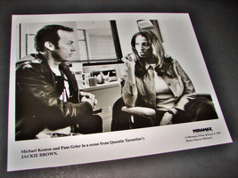 1997 Press Photo JACKIE BROWN Quentin Tarantino Movie Michael Keaton Pam Grier - £13.32 GBP