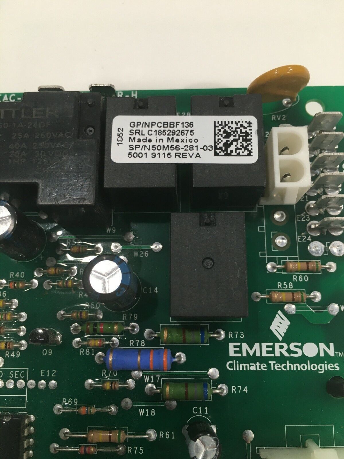 Goodman Amana Emerson PCBBF136 Furnace Control Circuit Board 50M56-281-03 #P593 Item image 3