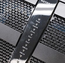 NETGEAR Nighthawk X6S AC3200 R8000 Tri-band WiFi Router image 5