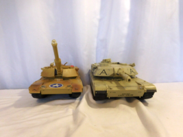 Toy State Industrial US Army Tank With Sounds Lights &amp; Movement 1993 15&quot; + Tank - £16.36 GBP