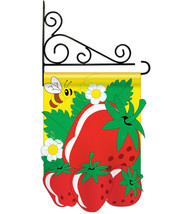 Strawberries Garden - Applique Decorative Metal Fansy Wall Bracket Flag Set GS11 - £23.90 GBP