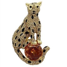 LO2399 - Gold White Metal Brooches with AAA Grade CZ  in Champagne - $77.98 CAD