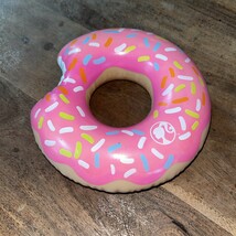Mattel Barbie Doll Pink Donut Pool Float Ring Hard Plastic Floatie Toy  - $186.40 MXN