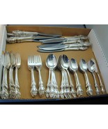 1881 Rogers Oneida Baroque Rose SP Flatware Set For 12 61 PCS READ - $4,283.20 MXN