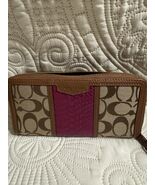 Coach Women's Leather Wallet New - $84.14