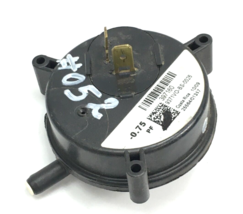 York Vacuum Air Pressure Switch 397160 9371VO-BS-0026 -0.75 used #O52 - $22.44