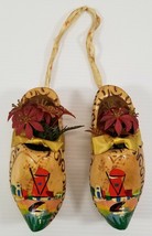 N) Vintage Windmill Souvenir Wooden Shoes Carved Clogs Wall Décor Planters - $276.61 MXN