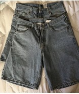 Levi  550 Denim Jean Shorts, 33” Waist Relaxed Fit Good Used Shape - $237.17 MXN