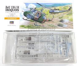 UH-1 UH-1H Iraquois - Huey Helicopter 1/72 Scale Plastic Model Kit - Has... - $24.74