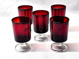 Vintage Cristal D&#39;Arques-Durand Cavalier Ruby Cordials - Set Of 4 + A Free Spare - £18.81 GBP