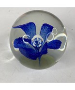Vintage Art Glass 2.5&quot;  Round Paperweight Cobalt Blue Flower Controlled ... - £15.45 GBP