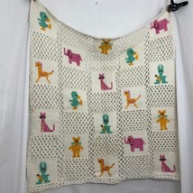 Vtg Handmade Crotchet Baby Blanket W/ Animal Cross Stitch Pattern Nursery Decor - £22.47 GBP