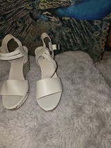 Clarks Cream Leather Strappy Block Heel Sandals Size 8 Express Shipping - £19.86 GBP