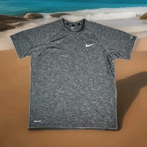 Nike Swim Shirt Men&#39;s Large Heather Gray Short Sleeve Hydroguard UPF 40 ... - $451.51 MXN