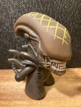 2015 Titans Alien VS Predator Loot Crate Exclusive Vinyl Figure AVP Grid... - $101.58 MXN