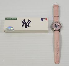 UU) 2007 Avon Game Time New York Yankees Ladies Pink Team Wristwatch - $20.71 CAD