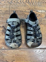 Keen Shoes Youth 9C  Sandal Waterproof Comfort Slip On Low Top  - £11.03 GBP