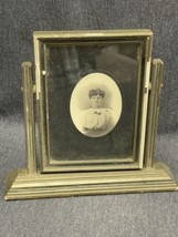 Antique Rectangle Wood Picture Frame Swing With Vintage Photo - $14.85