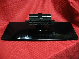Samsung LN37B530P7F LN40B500P3F LN40B530P7F Stand Base pedestal &amp; screws - $34.64