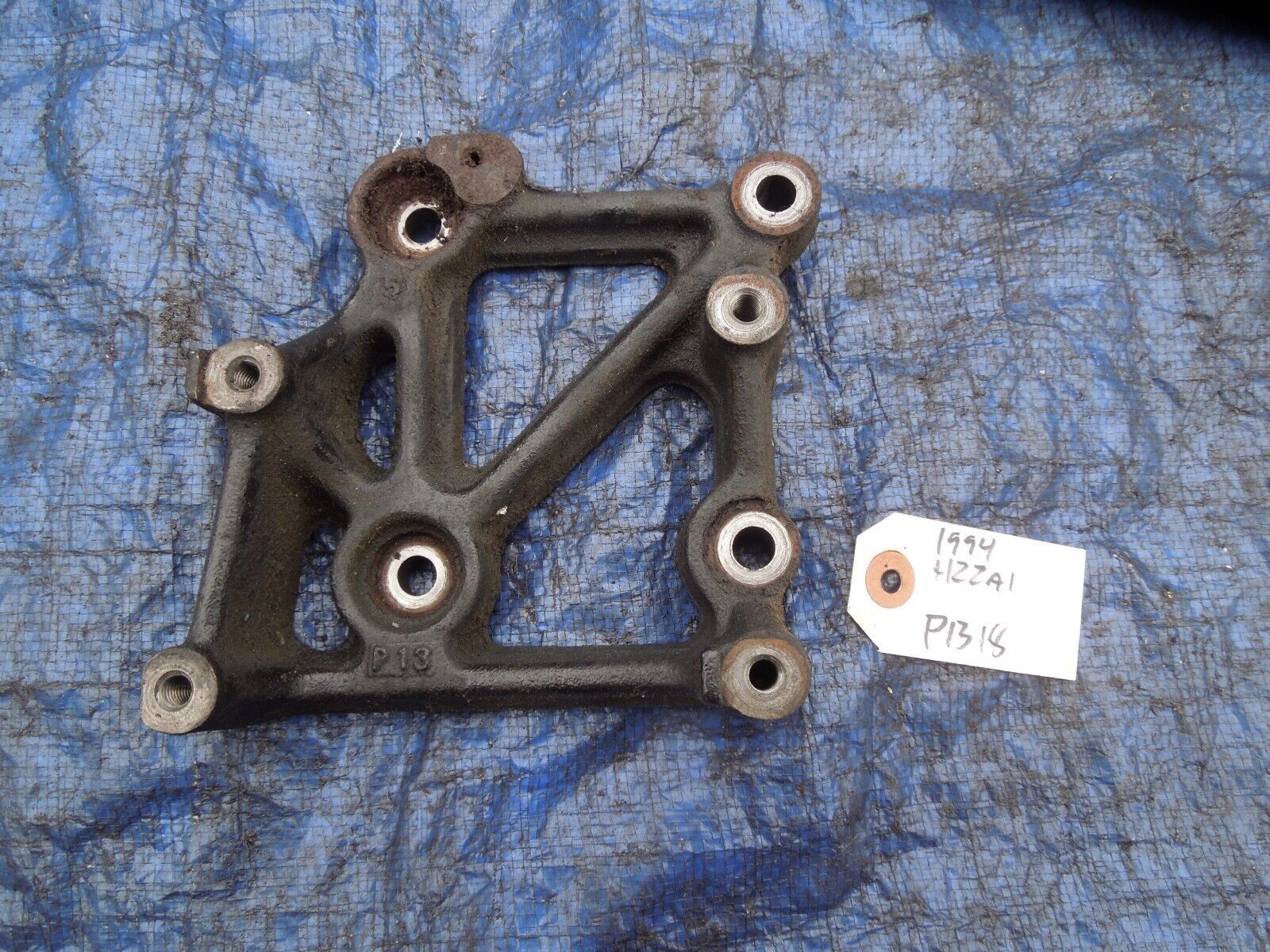 Primary image for 93-96 Honda Prelude H22A1 steel AC bracket mount OEM engine VTEC motor P13
