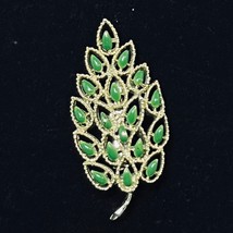 Gerry&#39;s Gold Tone And Green Enamel Leaf Brooch - £7.93 GBP