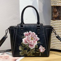 Retro Women Shoulder Bag New Leather Top-handle Bags Female Embroidery Elegant L - £96.41 GBP