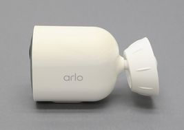 Arlo Pro 4 VMC4041P Spotlight Indoor/Outdoor Wire-Free Camera image 4