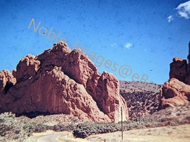 1950 Garden of the Gods Highway Colorado Springs Glass Covered Kodachrome Slide - £4.26 GBP