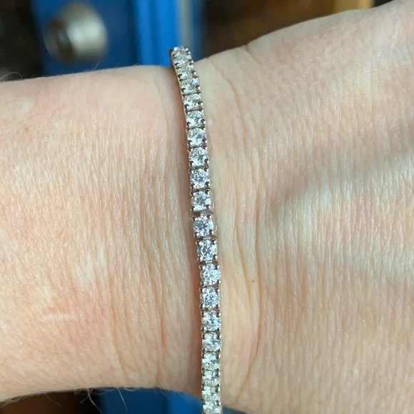 5.2 cttw Moissanite Tennis Bracelet set in 925 Sterling Silver - £390.10 GBP