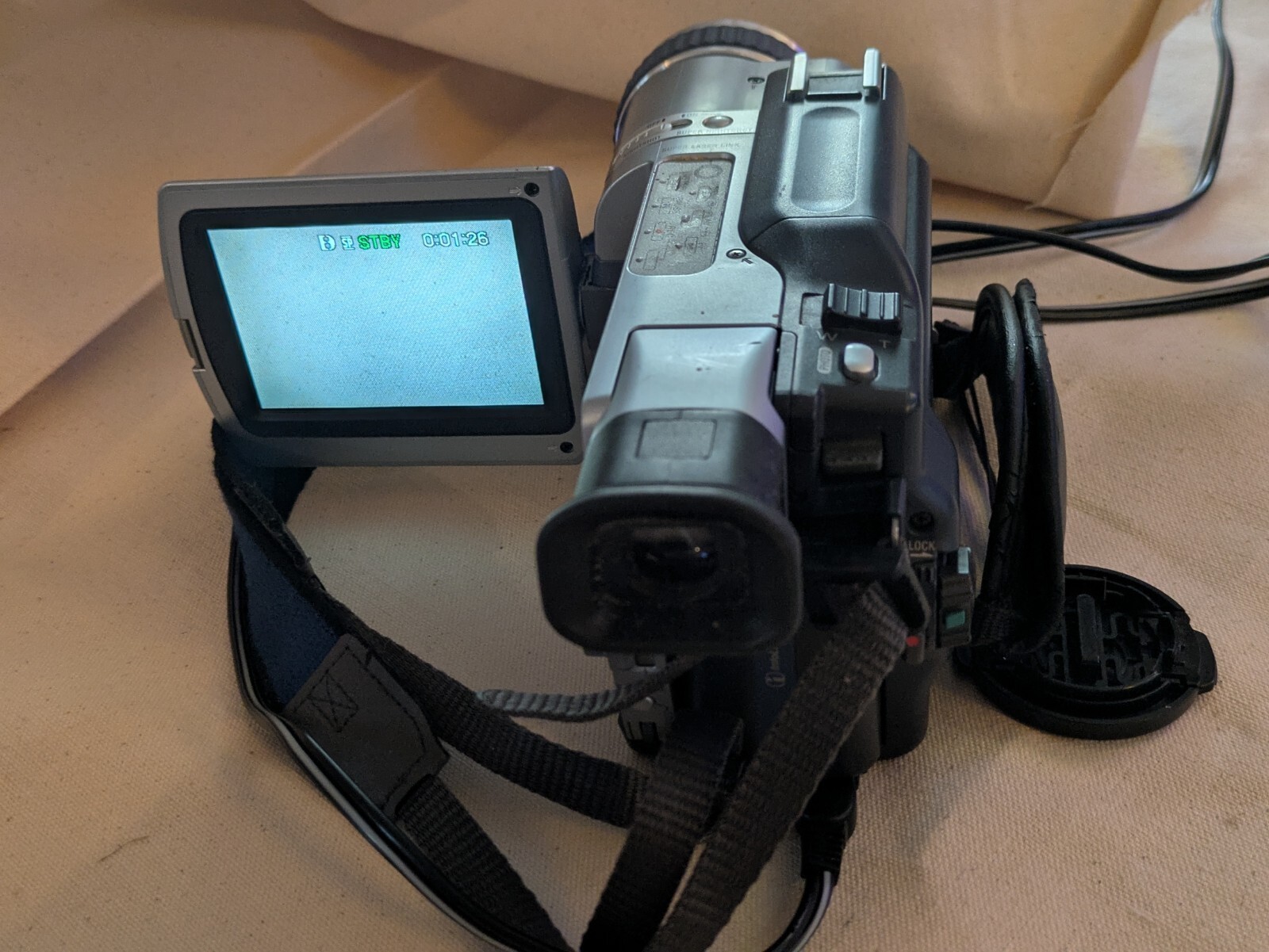 Sony Handycam DCR-TRV530 Digitale 8 Camcorder Trasferimento Nightshot 25x Lavoro Item image 5