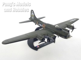 B-17 Flying Fortress &quot;Sky Wolf&quot; 8th AF, USAAF 1944 1/144 Scale Diecast Model - £34.94 GBP